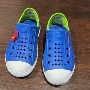 Toddler sketchers slip on shoes